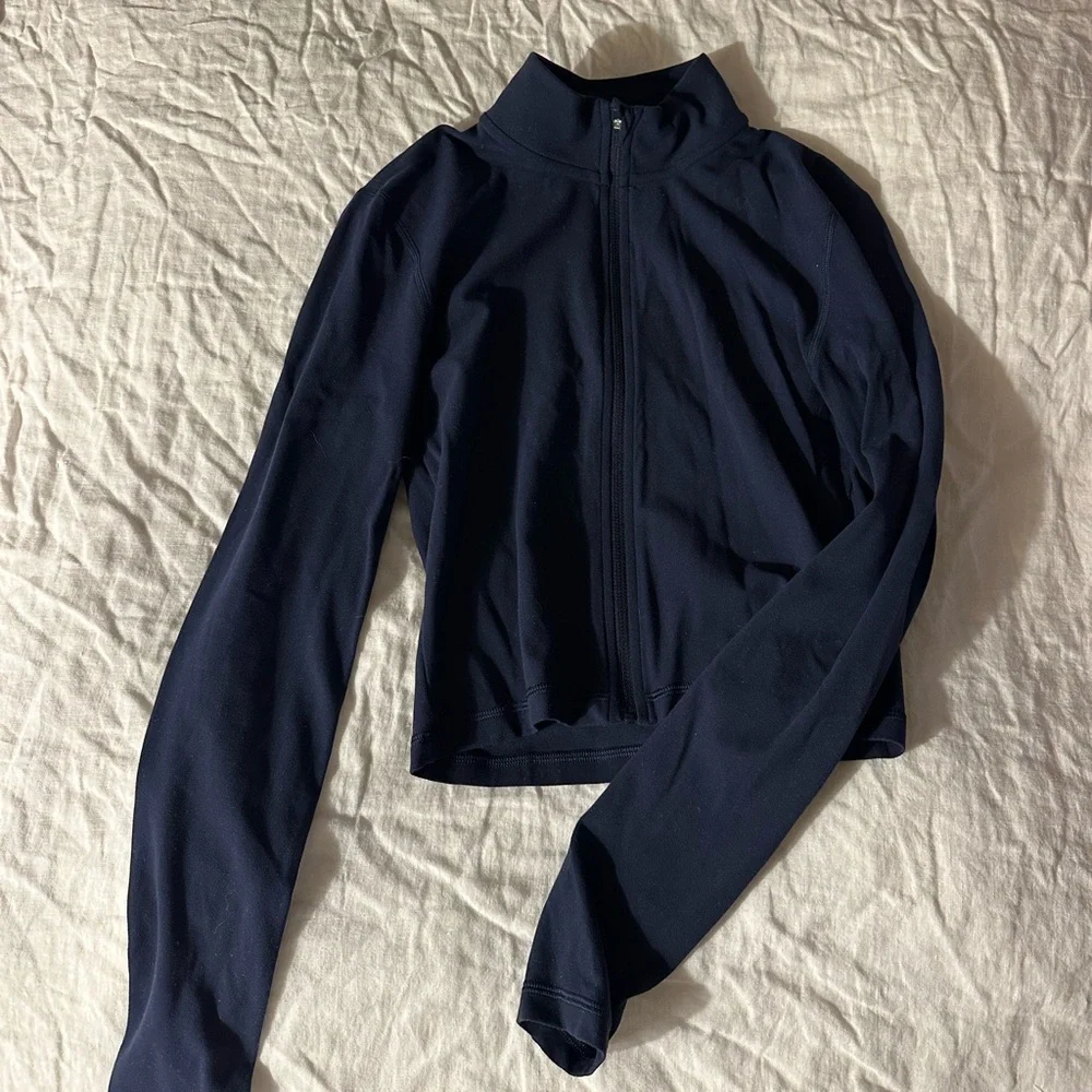 Aritzia TNA Action Navy Zip Up - Picture 1 of 3